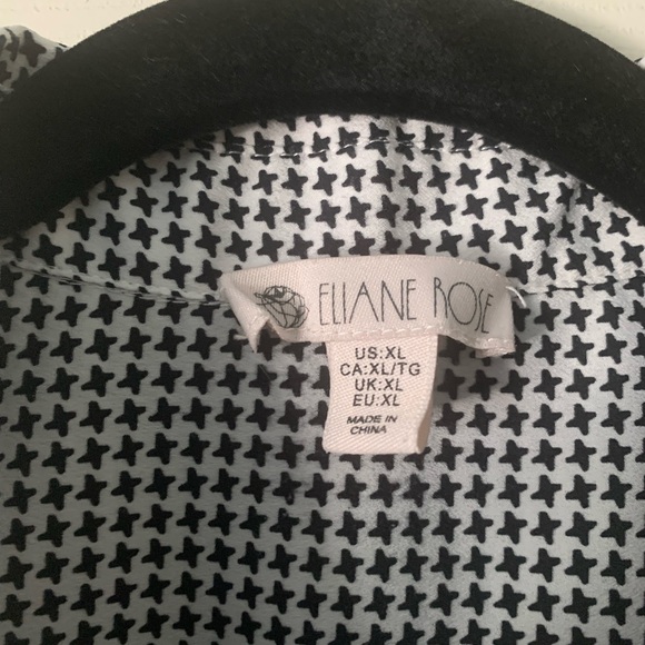 Womens sleeveless button up shirt - Picture 2 of 3